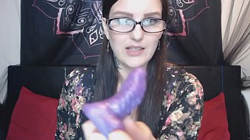 Camgirl Vlog Chat #1 Unboxing Bad Dragon Package! New Cum Tube Dildo! Bbw With Tattoos free video