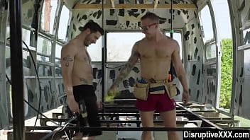 Gay Hunk Auto Mechanics Fuck Outdoor After Work free video