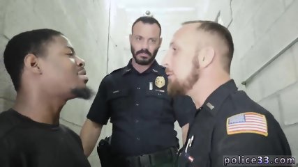 Big Muscle Gay Police Shower Fucking The White Cop With Some Chocolate Dick free video